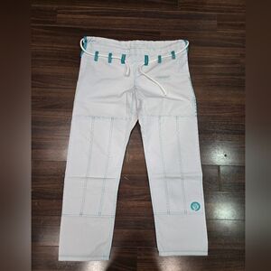 Flawless Kimonos Women's Lightweight Gi Pants White with Blue Stitching Size F2L